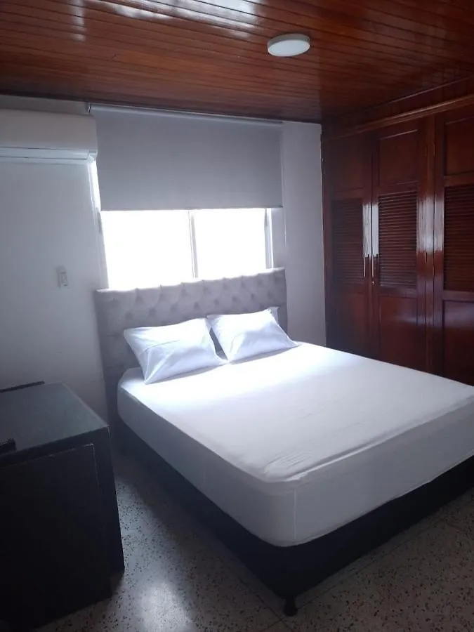 ***  Hotel Med Suites 94 Barranquilla  Colombia